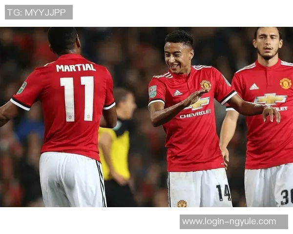 曼联与西布罗历史交锋回顾及战绩分析探讨